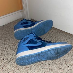 Jordan One Winterized, Carolina and Navy Blue Colorway
